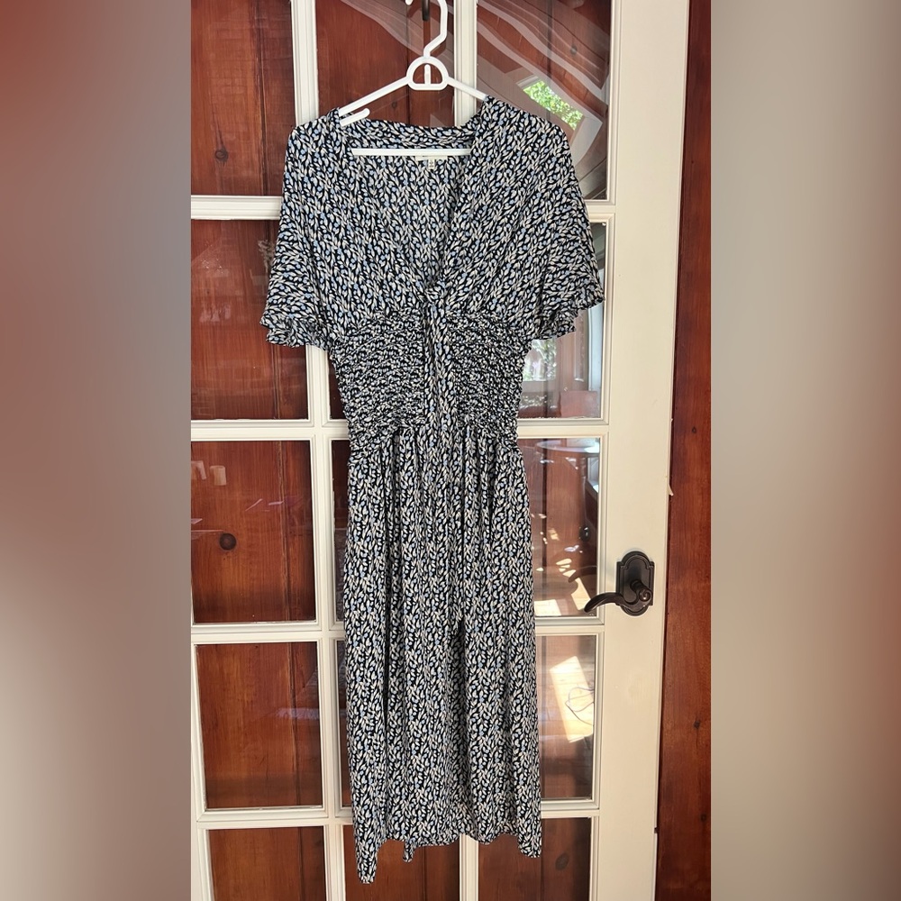 Max Studio Feminine Midi Dress